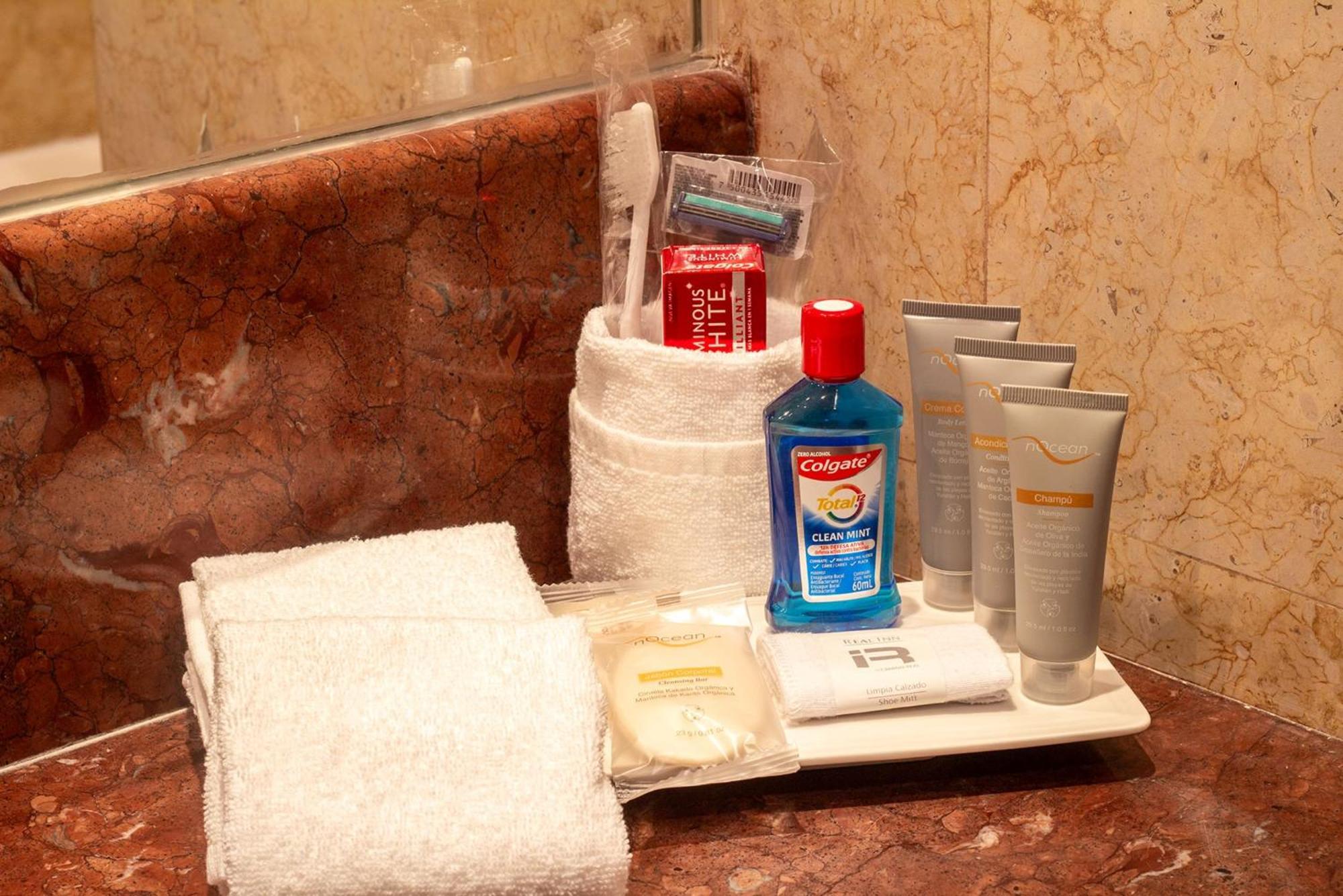 Real Inn Guadalajara Expo Zewnętrze zdjęcie